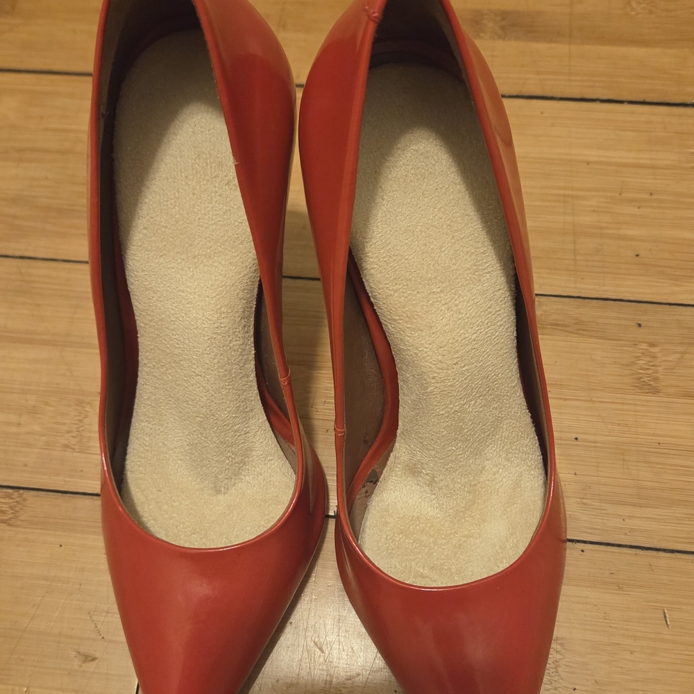 Elegant Red Stiletto Heels - Picture 7 of 7